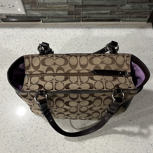 2009 Coach Pleated Signature East/West Gallery Tote Shoulder Bag - Picture 9 of 16